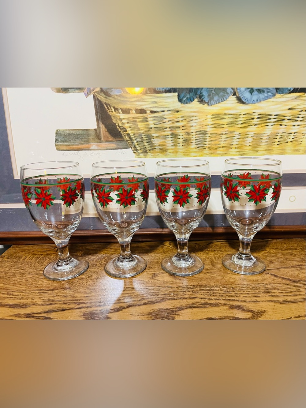 Set of 4 Vintage Libbey Christmas Poinsettias & Stripes Water Wine Goblets
- 4pc